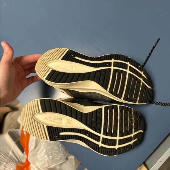 Nike Black and Cream Athletic Shoes - Picture 5 of 5